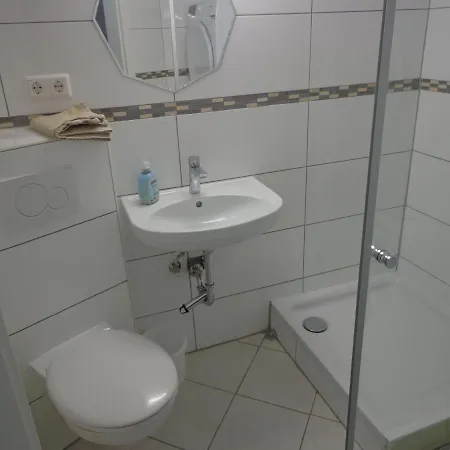 Apartments Naehe Messe - Room Agency Hannover Buitenkant foto