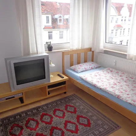 Apartments Naehe Messe - Room Agency Hannover Buitenkant foto