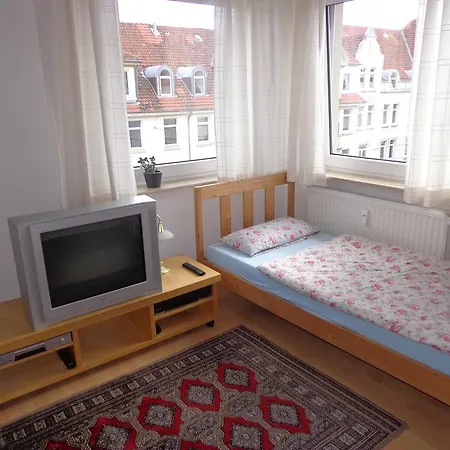Apartments Naehe Messe - Room Agency Hannover Kamer foto