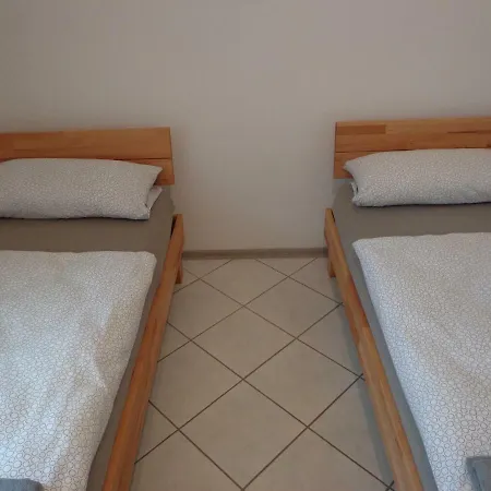 Apartments Naehe Messe - Room Agency Hannover Buitenkant foto